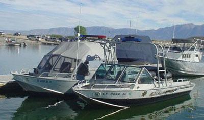 Mono County Sheriff boats in lake 
